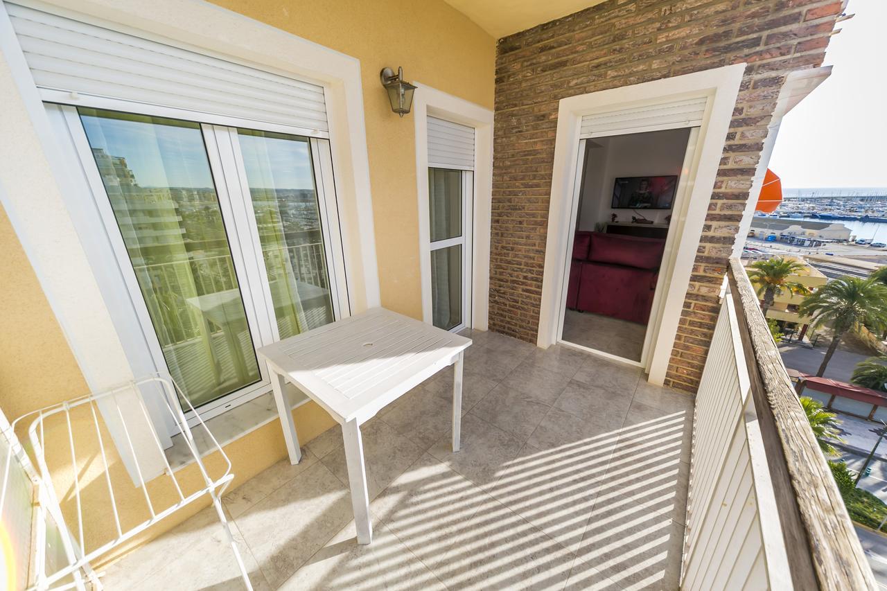 Homely Apartments Club Nautico Torrevieja Buitenkant foto