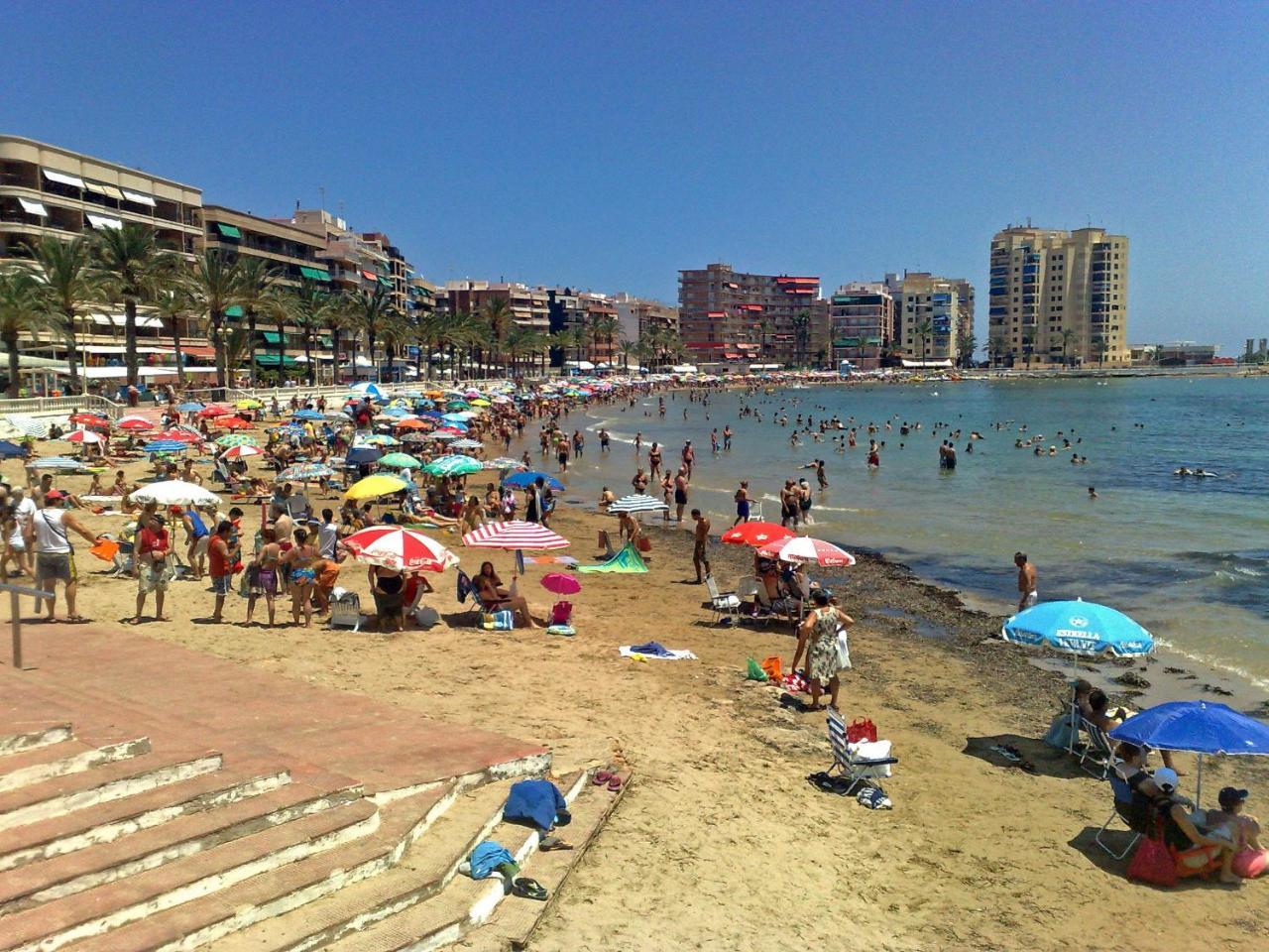 Homely Apartments Club Nautico Torrevieja Buitenkant foto
