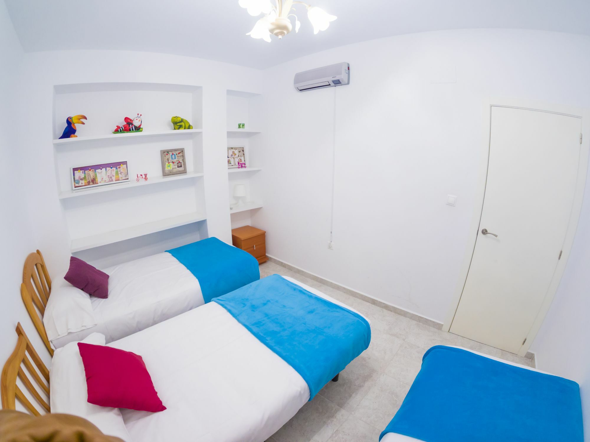 Homely Apartments Club Nautico Torrevieja Buitenkant foto