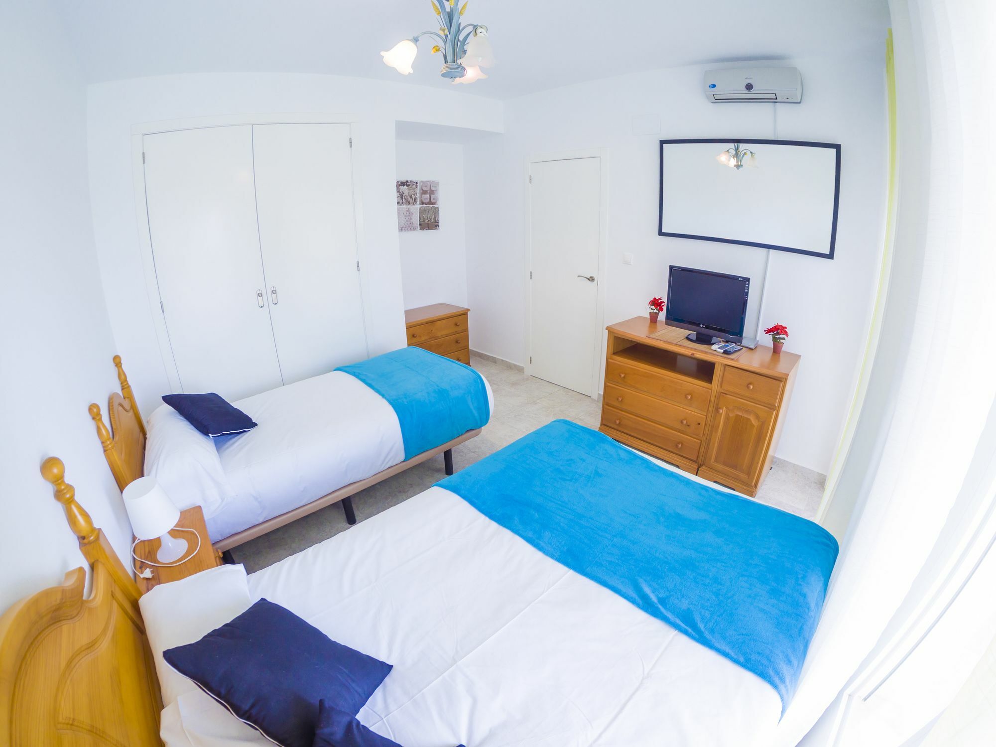 Homely Apartments Club Nautico Torrevieja Buitenkant foto